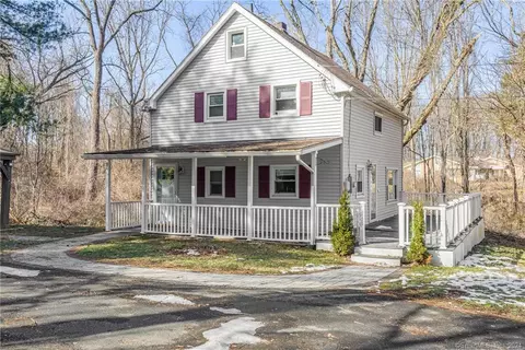 6 Miles Ave, Windsor, CT 06095