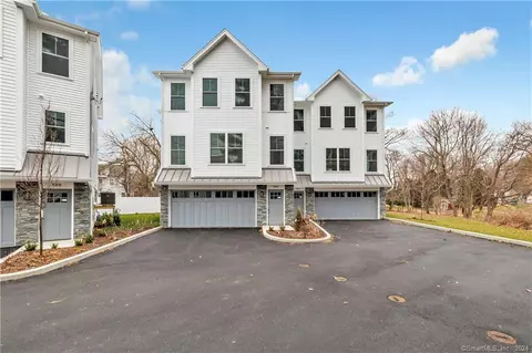 892 Oldfield Rd, Fairfield, CT 06824