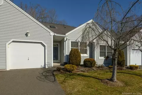 907 Sweetheart Path #907, Southington, CT 06489