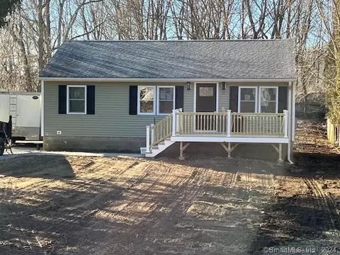 72 Vergason Ave, Norwich, CT 06360