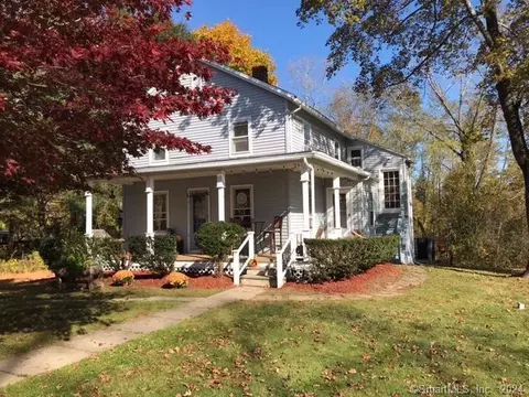 57 S Lake St, Litchfield, CT 06759