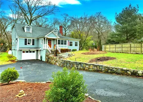 2976 Black Rock Tpke, Fairfield, CT 06825