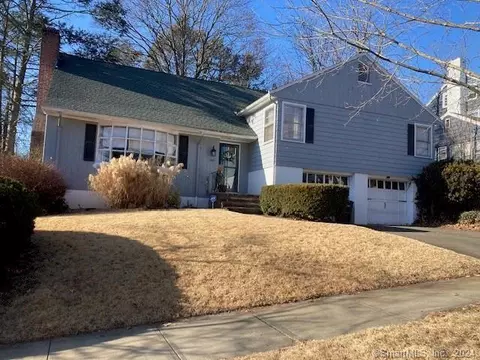 140 Osborn Ave, New Haven, CT 06511