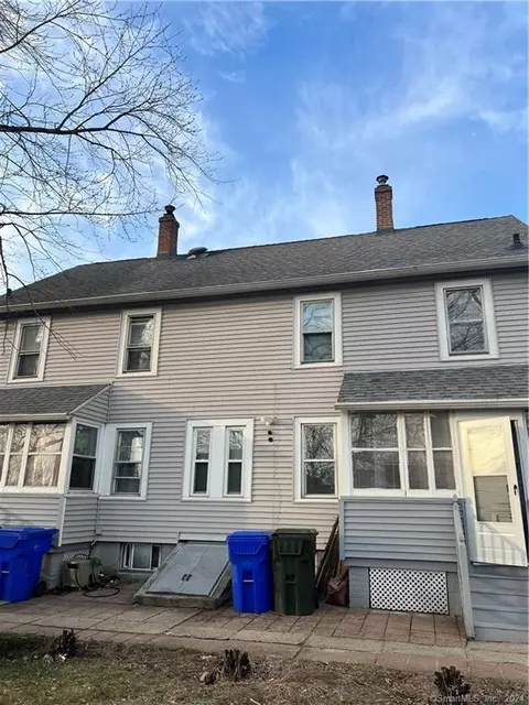 15 John St, East Hartford, CT 06108
