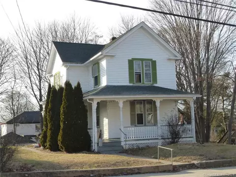 757 Cooke St, Waterbury, CT 06710