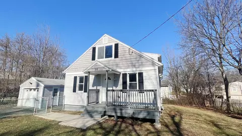 95 Botsford Ave, Milford, CT 06460
