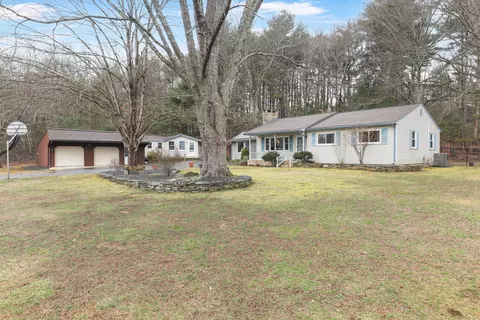 138 Day St, Brooklyn, CT 06234