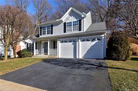 93 Magnolia Rd, Milford, CT 06461