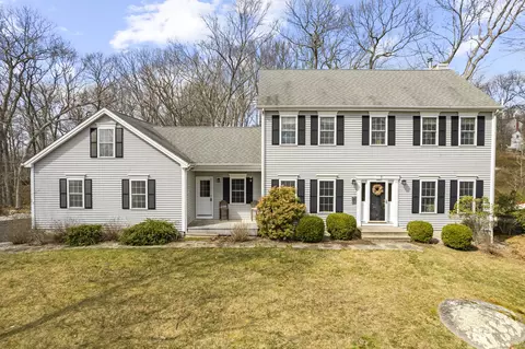 22 Eagle Ridge Dr, Essex, CT 06426