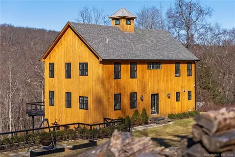 32 Big Trl, Sherman, CT 06784