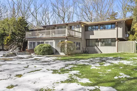 18 10 O Clock Ln, Weston, CT 06883