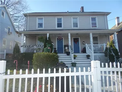 109 Greenwich Ave, Stamford, CT 06902