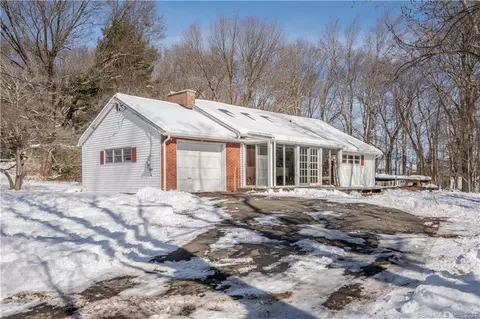 26 Champion Hill Rd, East Hampton, CT 06424