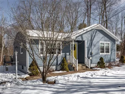 92 Campville Rd, Northfield, CT 06778