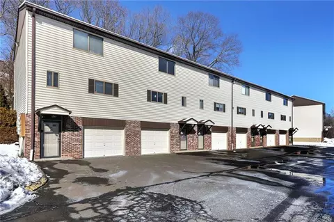 140 Thompson St #13B, East Haven, CT 06513