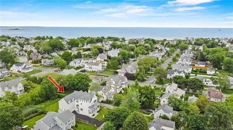 159 Lalley Blvd, Fairfield, CT 06824