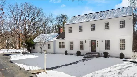 100 Buck Hill Rd, Easton, CT 06612