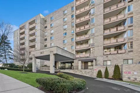 143 Hoyt St #7N, Stamford, CT 06905