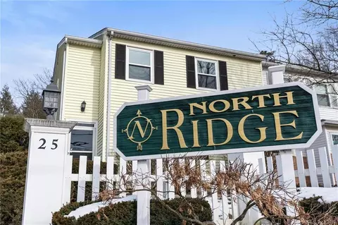 25 Padanaram Rd #50, Danbury, CT 06811