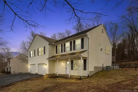 17 Jan Ct, Plymouth, CT 06786