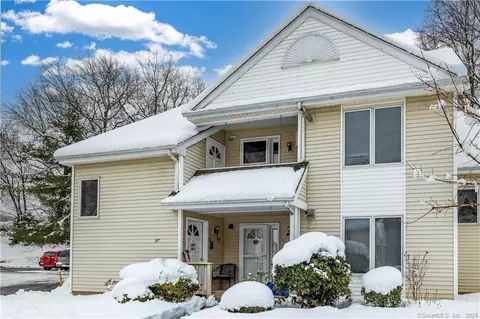 57 Millbrook Ct #57, Newington, CT 06111