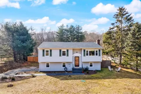 22 Quailcrest Rd, East Lyme, CT 06333