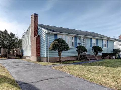 61 Saddle Hill Rd, Newington, CT 06111