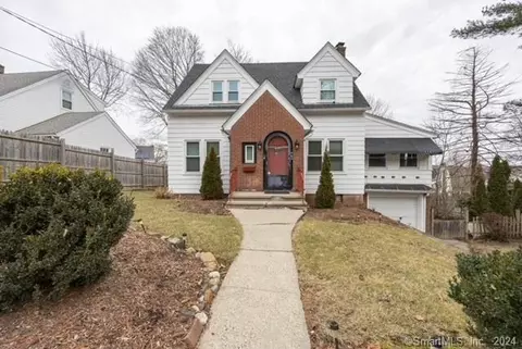 462 Bunker Hill Ave, Waterbury, CT 06708