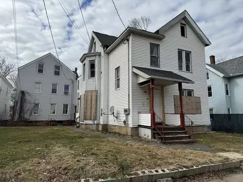 62 Fairview St, New Britain, CT 06051