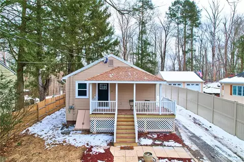 Undisclosed, Oxford, CT 06478