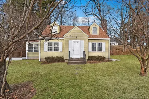 169 Olcott St, Manchester, CT 06040