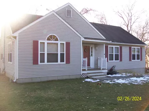 22 Ridge Ln, Shelton, CT 06484