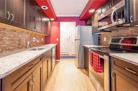 125 Warner Hill Rd #139, Stratford, CT 06614