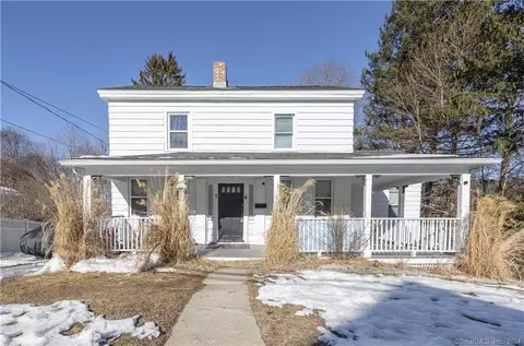 74 Rosette St, Waterbury, CT 06708