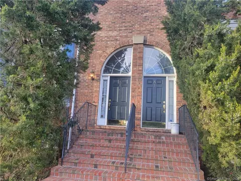 2612 North Ave #A2, Bridgeport, CT 06604