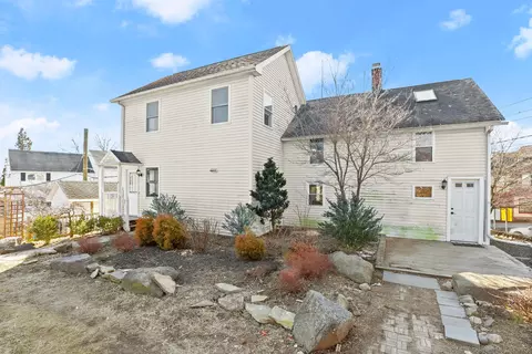 71 Old Field Point Rd, Greenwich, CT 06830