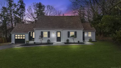 48 Clintonville Rd, North Haven, CT 06473