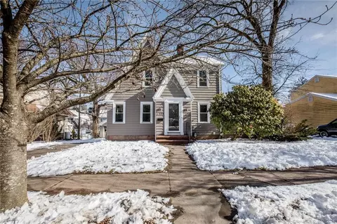 133 Vista Ter, New Haven, CT 06515