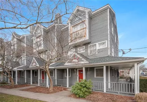 411 Blake St #411, New Haven, CT 06515