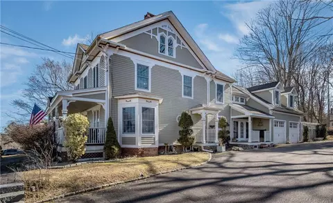62 Comstock Ave, Ivoryton, CT 06442