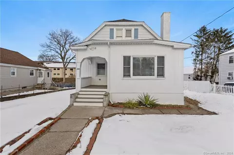 240 Sampson St, Bridgeport, CT 06606