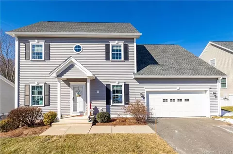 13 Chapman Chase Chase #13, Windsor Locks, CT 06096