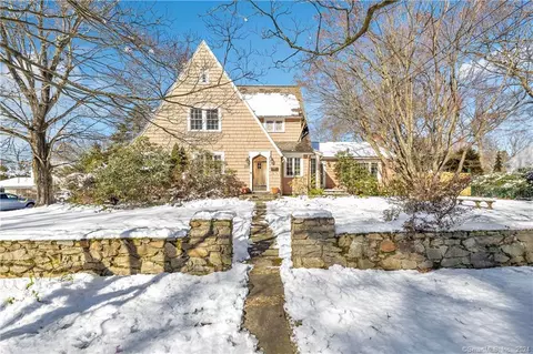 230 Toilsome Hill Rd, Fairfield, CT 06825