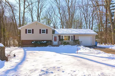 23 Laurel Ridge Rd, Tolland, CT 06084