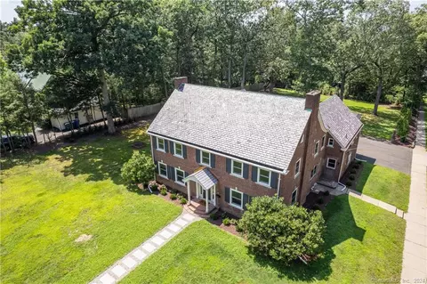 896 Prospect St, Hamden, CT 06517