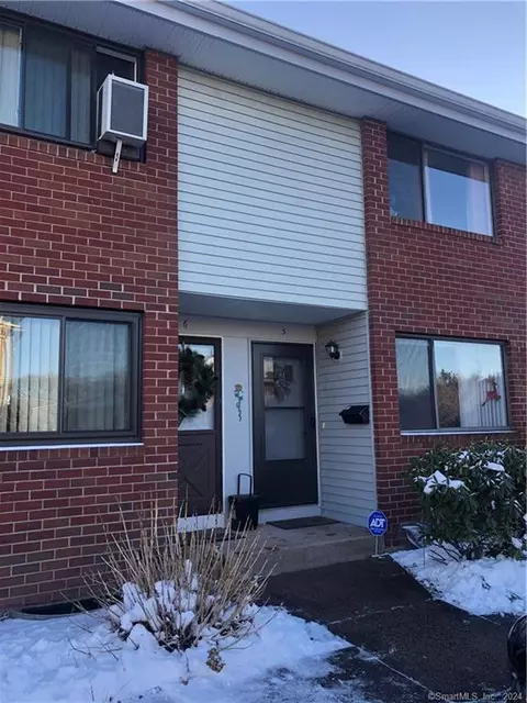 187 Homestead St #E5, Manchester, CT 06042