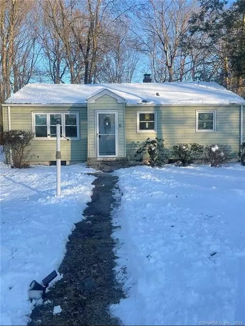 6 Mayfair Rd, Bloomfield, CT 06002
