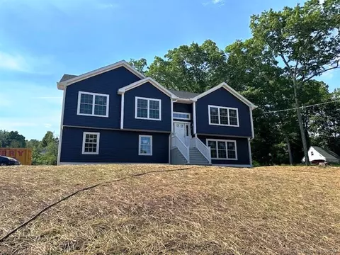 121 Wolcott Rd, Wolcott, CT 06716
