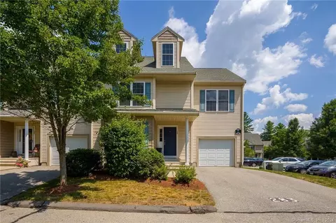 88 Perry St #283, Putnam, CT 06260