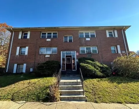 65 Donna Dr #C4, New Haven, CT 06513